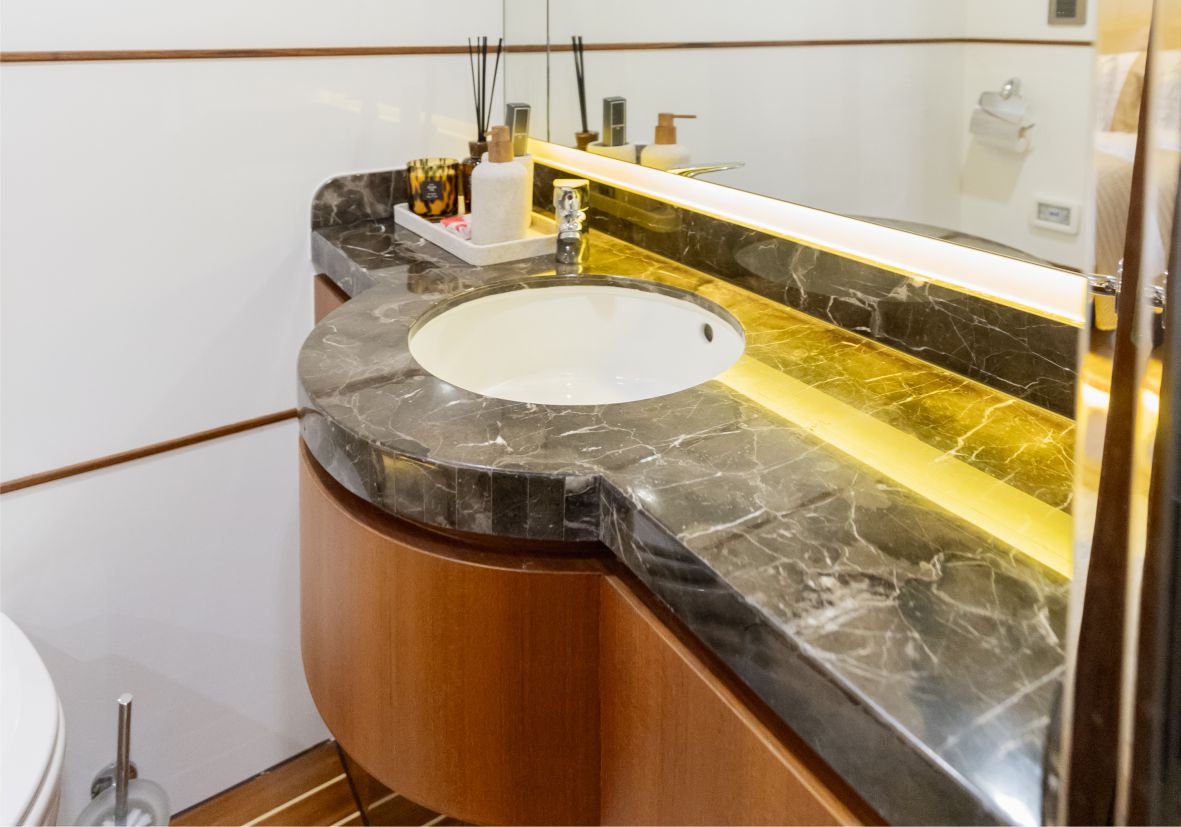 Caliente 96ft(29m) Yacht Rental Dubai - Flame Yacht Rental in Dubai