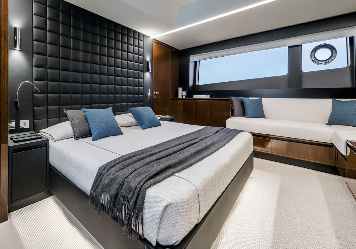 Riva Diva 82ft(25m) Luxury Yacht Rental Dubai - Flame Yacht Rental in Dubai