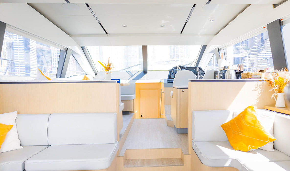 Uno,Oxo,Neo 52ft(16m) Yacht Rental