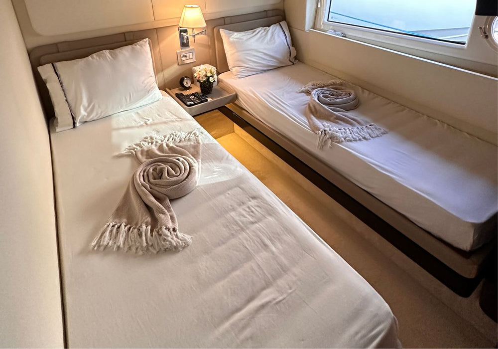 Golden One 77ft(24m) Luxury Yacht Rental