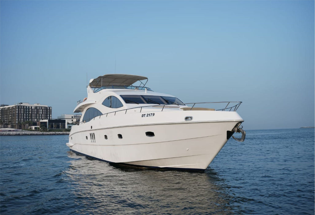 Majesty 88ft(27m) Yacht Rental