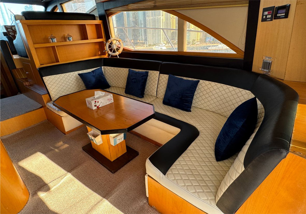 Oryx 50ft(15m) Yacht Rental