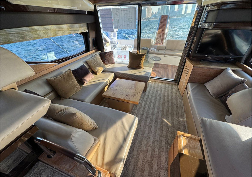 Azimut 52ft(16m) Yacht Rental