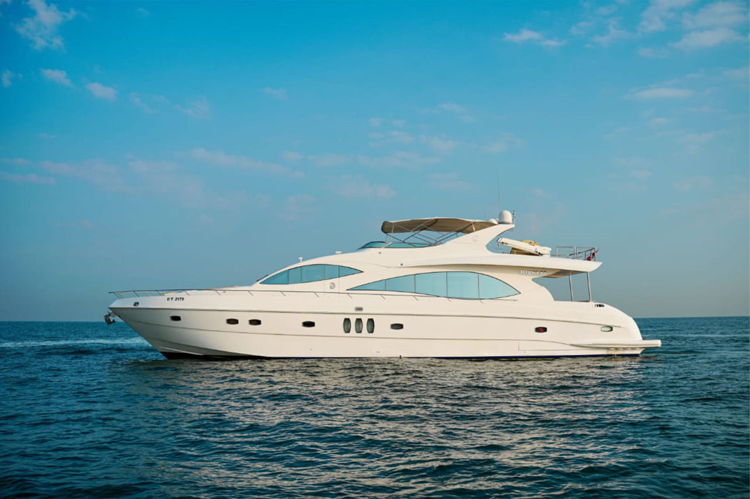 Majesty 88ft(27m) Yacht Rental