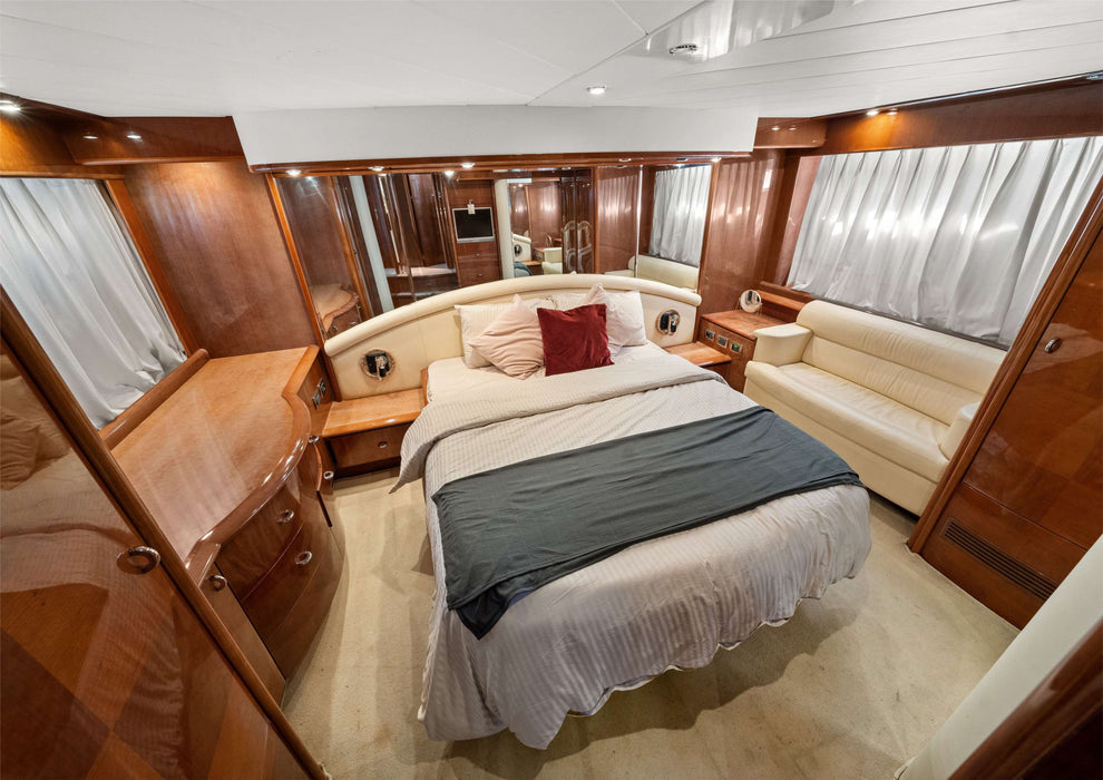 Luna 68ft(21m) Yacht Rental