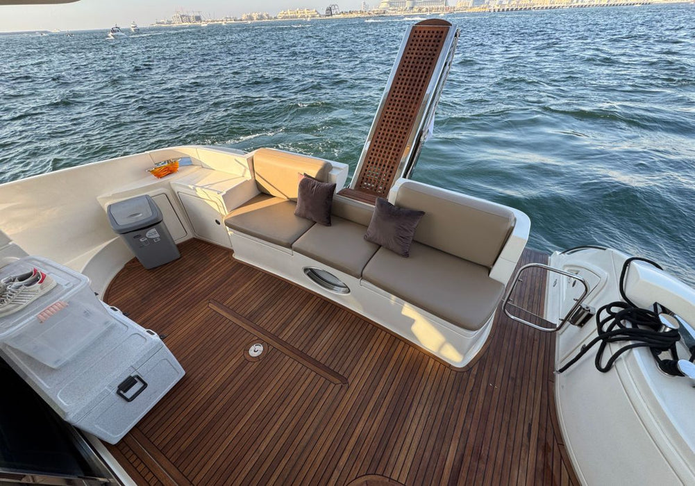 Azimut 52ft(16m) Yacht Rental