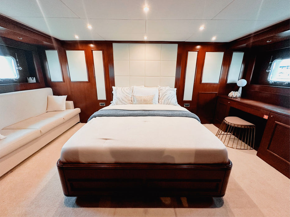 Freedom 80ft(24m) Yacht Rental