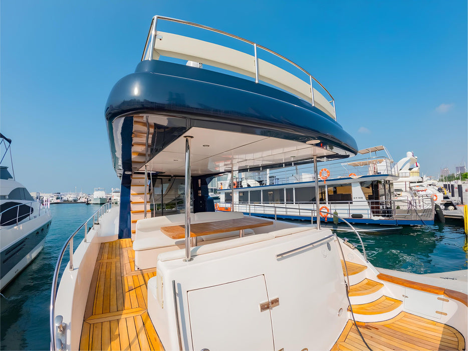 Hamdan 63ft(19m) Yacht Rental