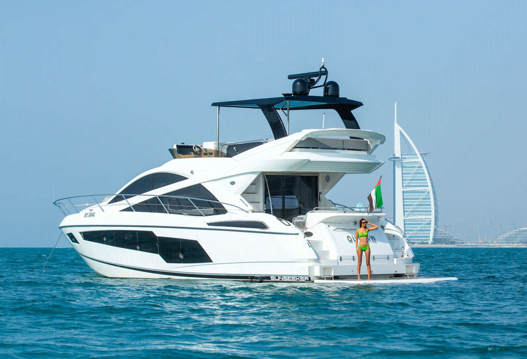 OUTLAW 60ft(18m) Luxury Yacht Rental