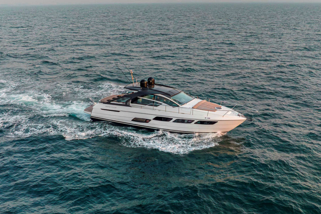 Pershing 50ft(15m) Luxury Yacht Rental