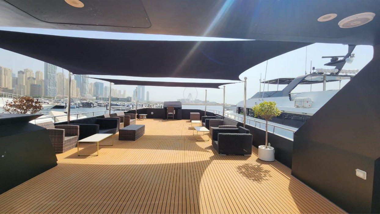 Playboy 100ft(30m) Houseboat Rental