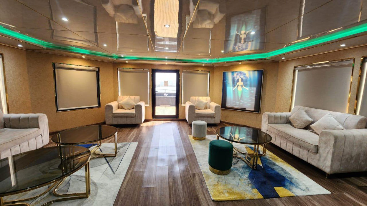 Playboy 100ft(30m) Houseboat Rental