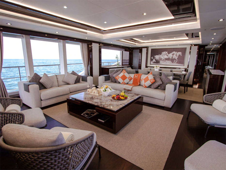 Legende 116ft(36m) Luxury Yacht Rental