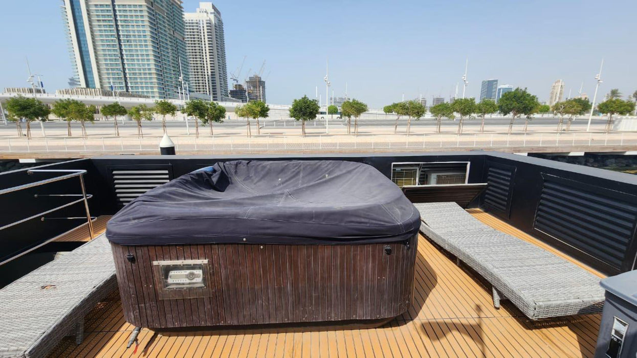 Playboy 100ft(30m) Houseboat Rental