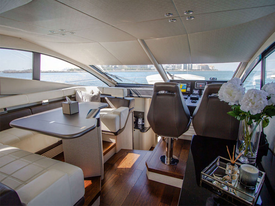 OUTLAW 60ft(18m) Luxury Yacht Rental