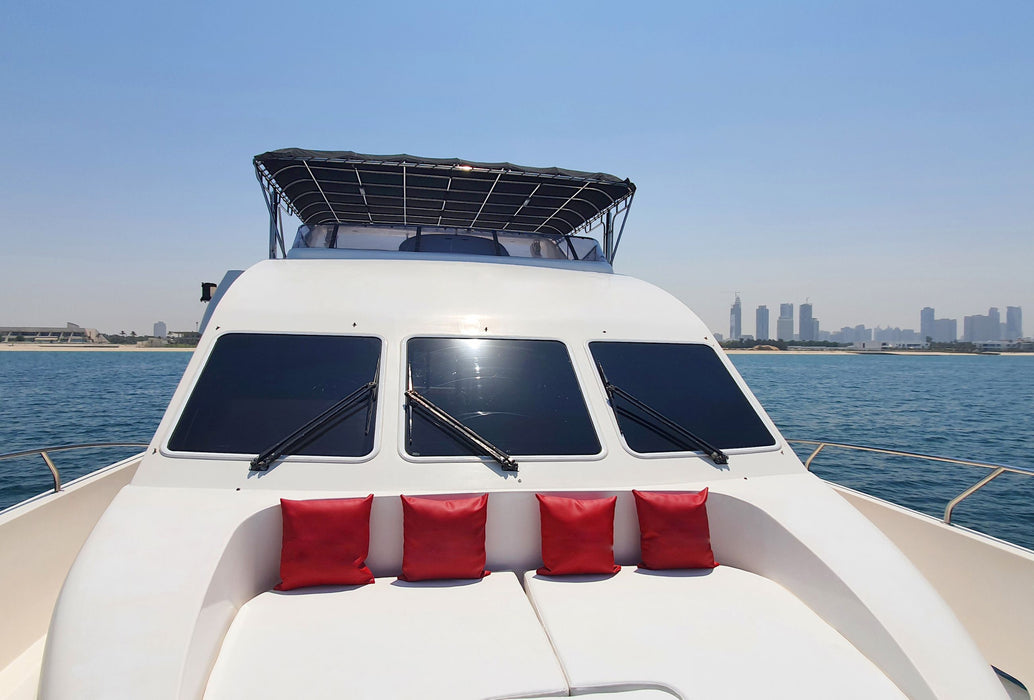 Aura 92ft(28m) Yacht Rental