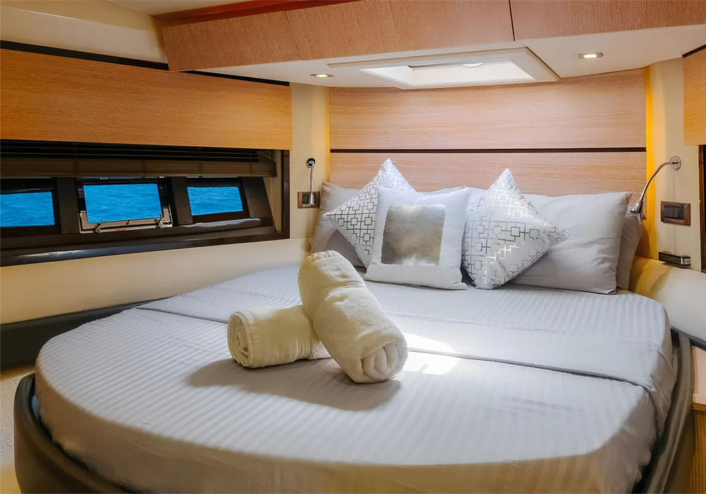 No Regrets 48ft(15m) Yacht Rental