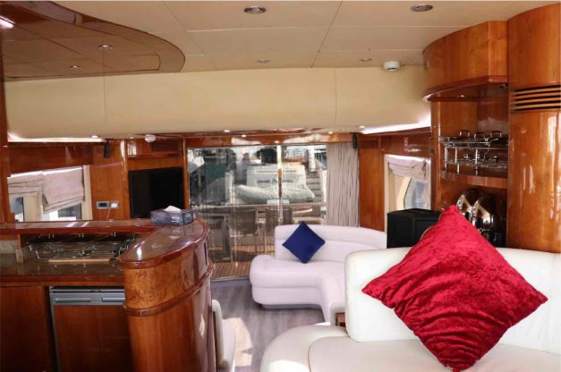 Majesty 66ft(20m) Yacht Rental