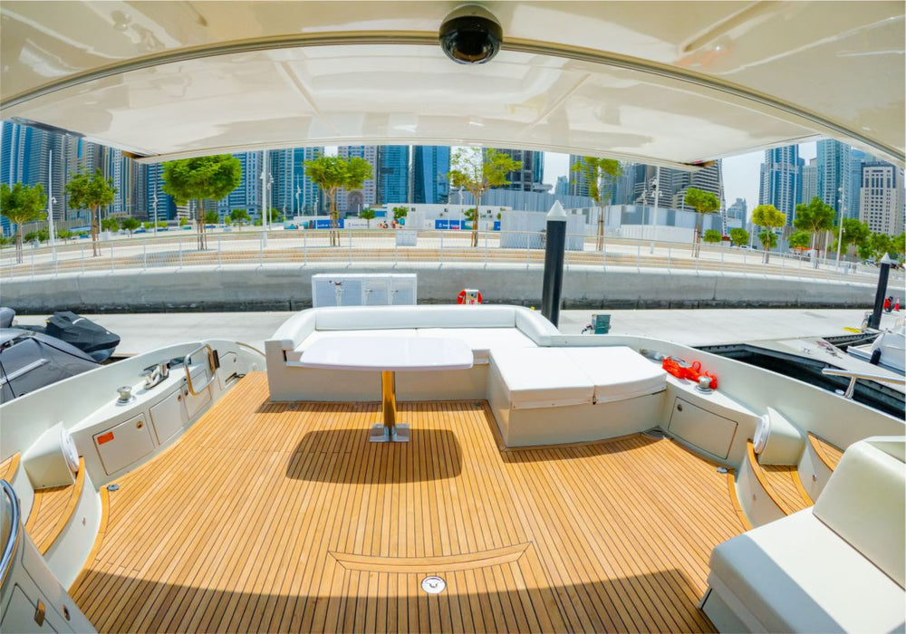 Sura 68ft(21m) Yacht Rental