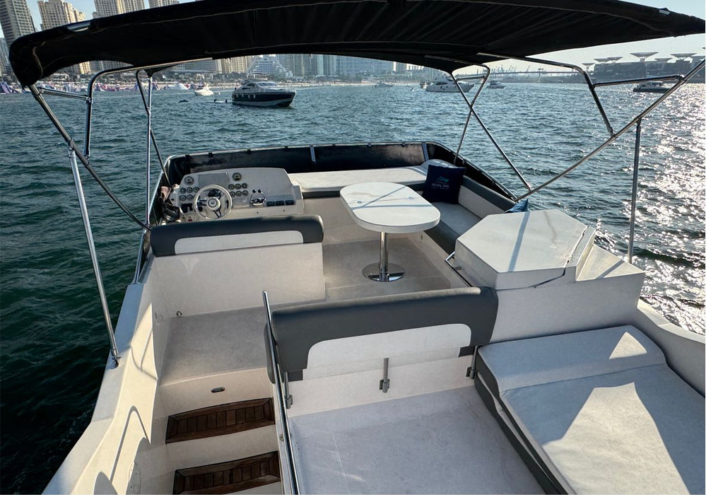 Oryx 50ft(15m) Yacht Rental