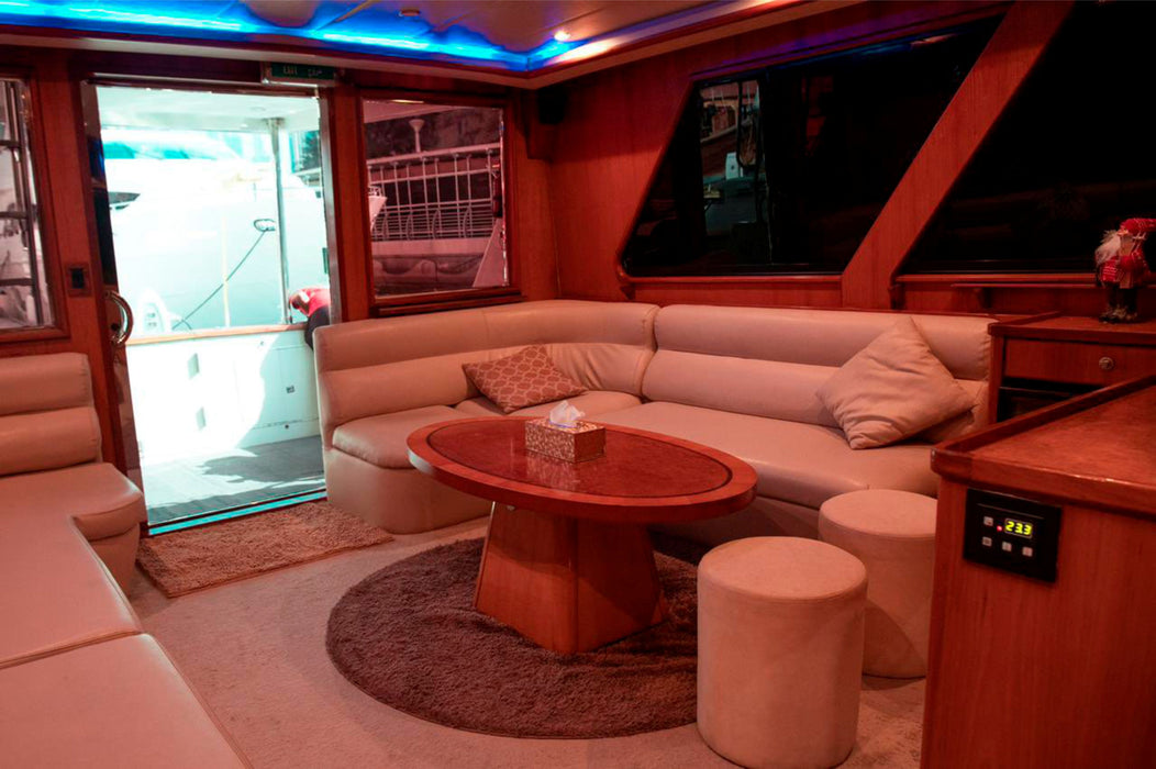 Ricon 65ft(20m) Yacht Rental