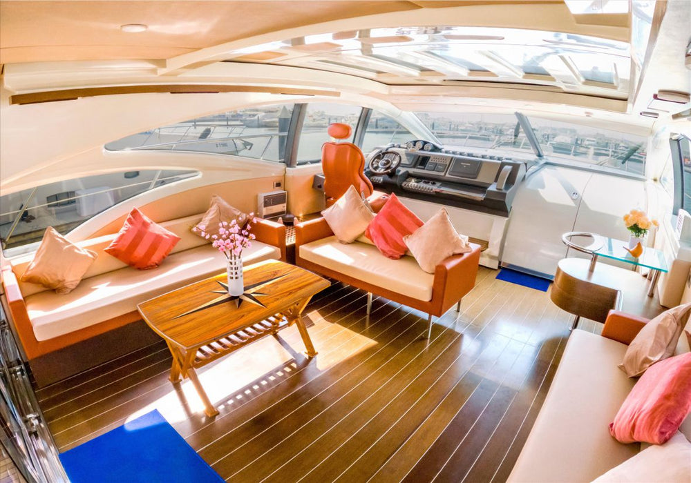 Sura 68ft(21m) Yacht Rental