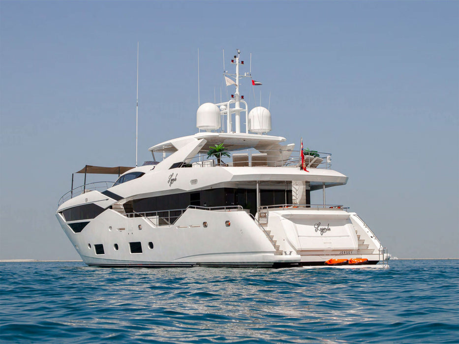 Legende 116ft(36m) Luxury Yacht Rental