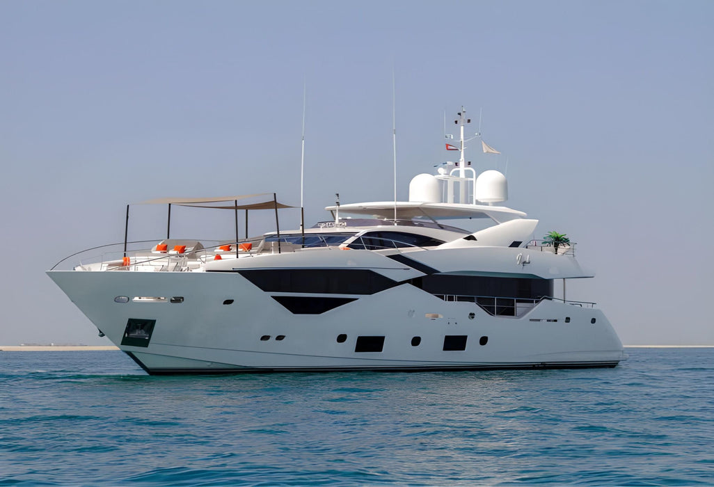 Legende 116ft(36m) Luxury Yacht Rental