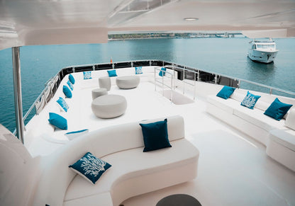 Formula 1 Abu Dhabi Yachts - F1 Abu Dhabi Yacht Rental 110ft - Flame Yacht Rental in dubai