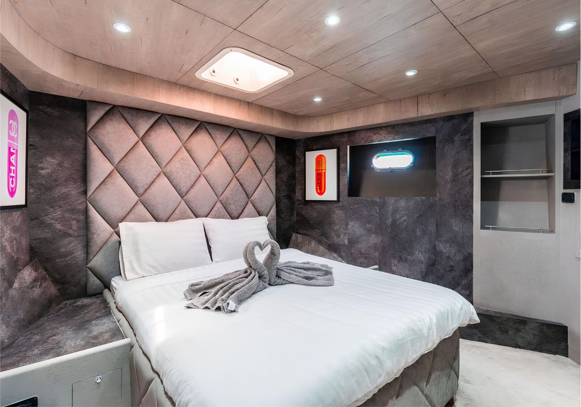 Arabella 88ft(27m) Yacht Rental Dubai - Flame Yacht Rental in Dubai