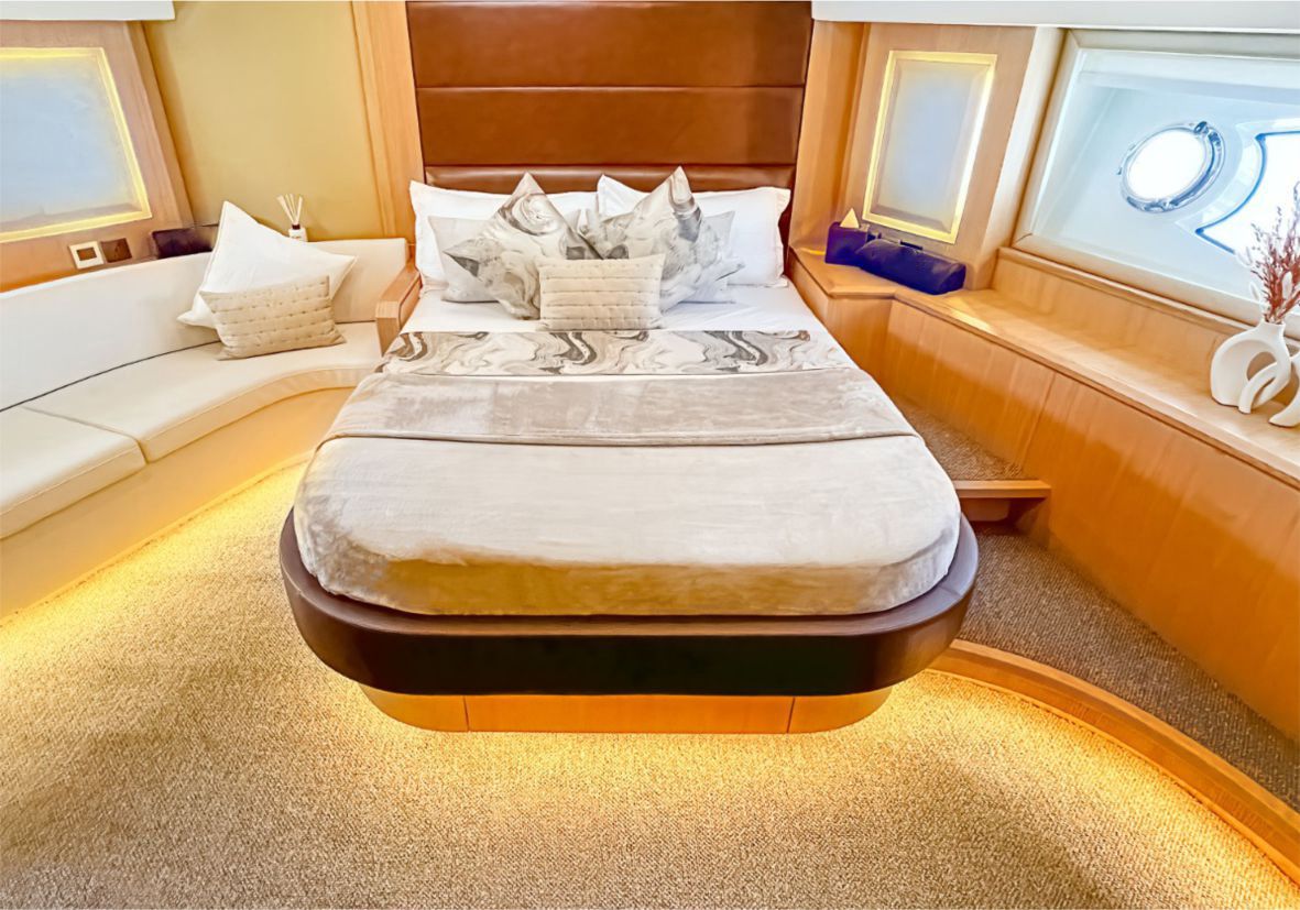 Astra 76ft(23m) YYacht Rental Dubai - Flame Yacht Rental in Dubai