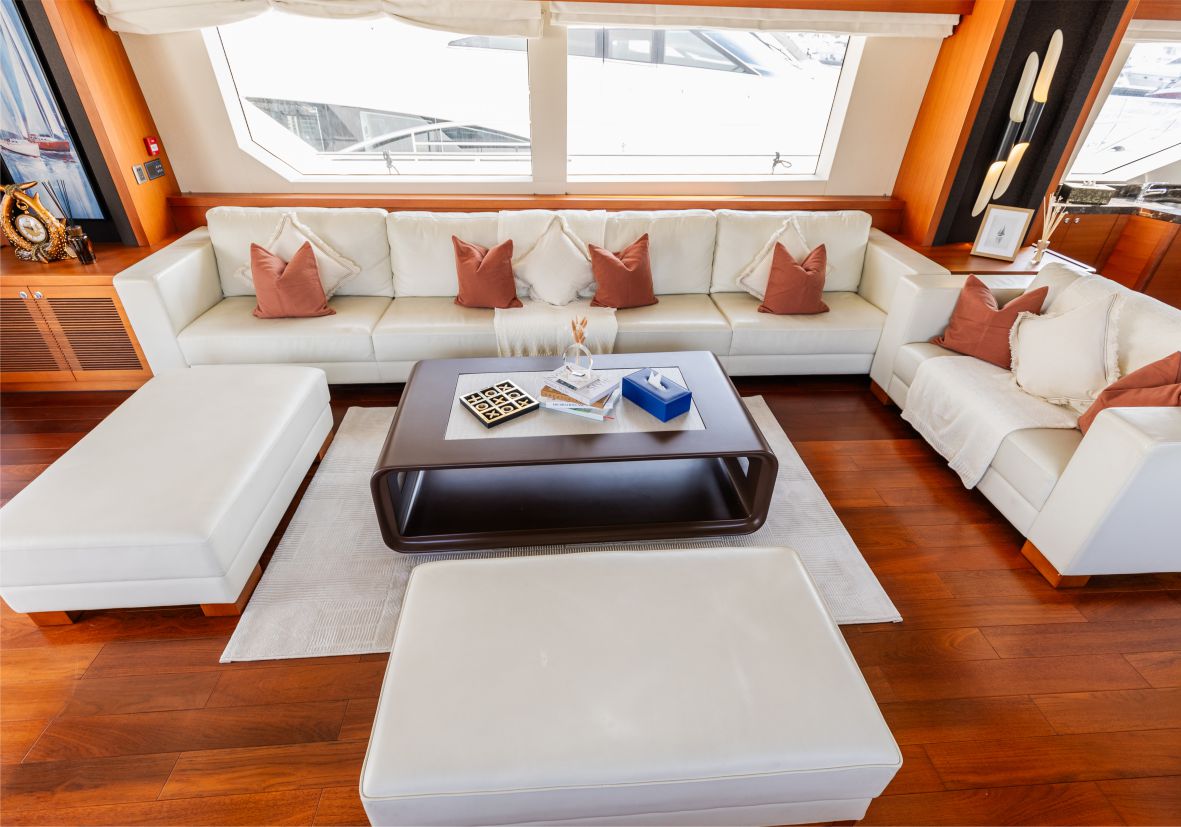 Caliente 96ft(29m) New Year's Eve Yacht rental in Dubai - Flame Yacht Rental in Dubai