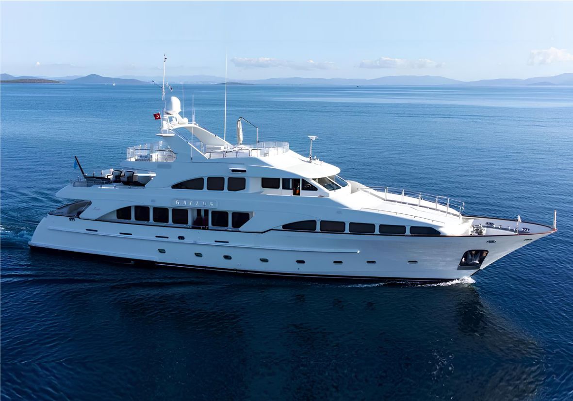 Gallus 115ft (35m) New Year's Eve Yacht rental in Dubai - Flame Yacht Rental in Dubai
