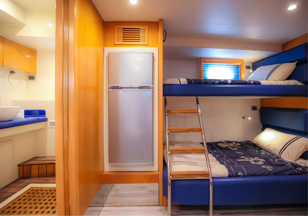 Hamdan 63ft(19m) Yacht Rental Dubai - Flame Yacht Rental in Dubai