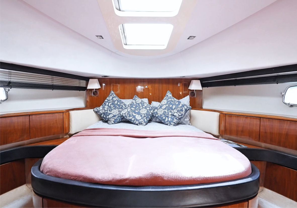 Liberty 80ft(25m) New Year's Eve Yacht rental in Dubai - Flame Yacht Rental in Dubai