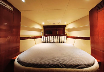 Majesty 50ft(15m) New Year's Eve Yacht rental in Dubai - Flame Yacht Rental in Dubai