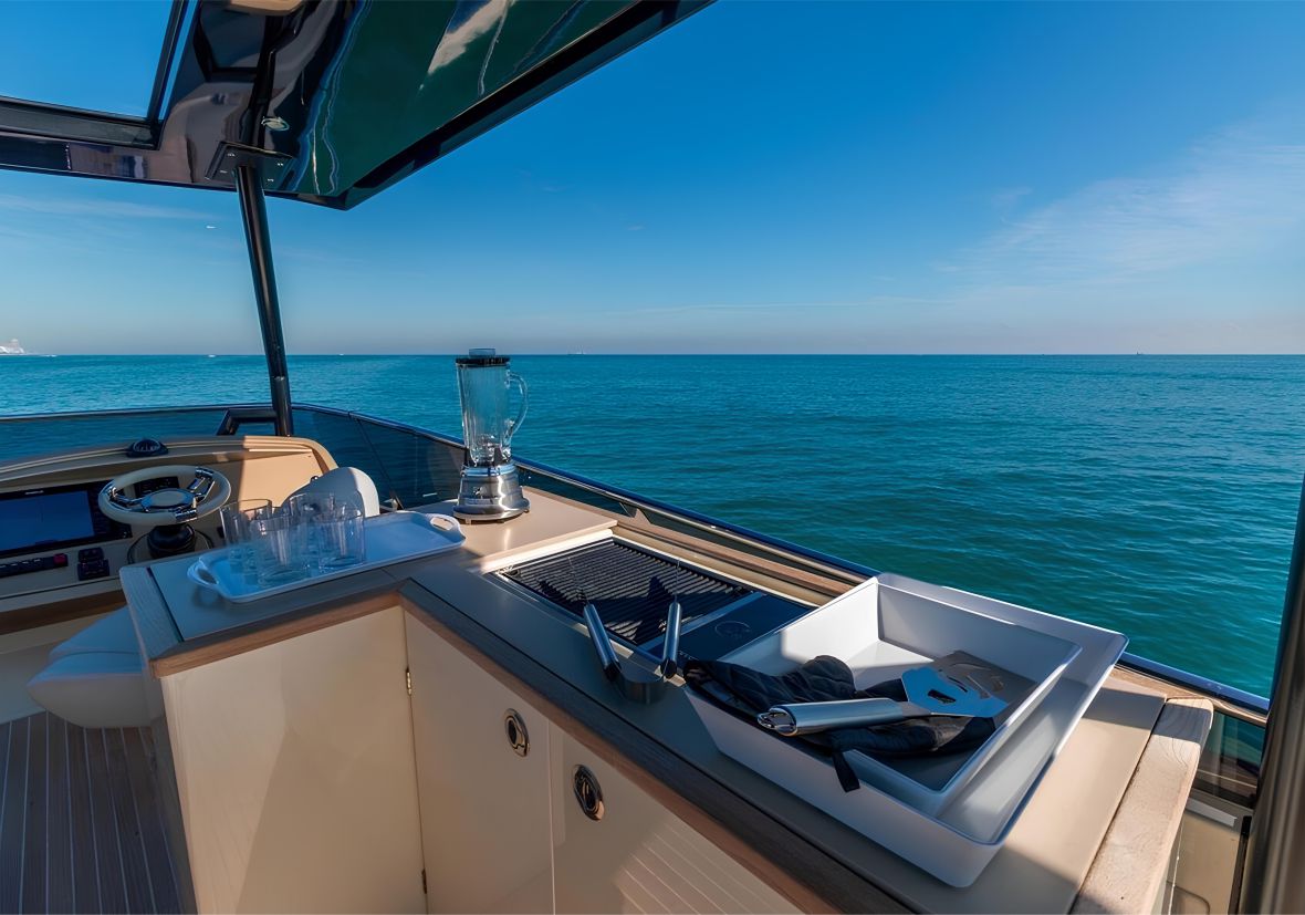 Monte Carlo 60ft(18m) Yacht Rental Dubai - Flame Yacht Rental in Dubai