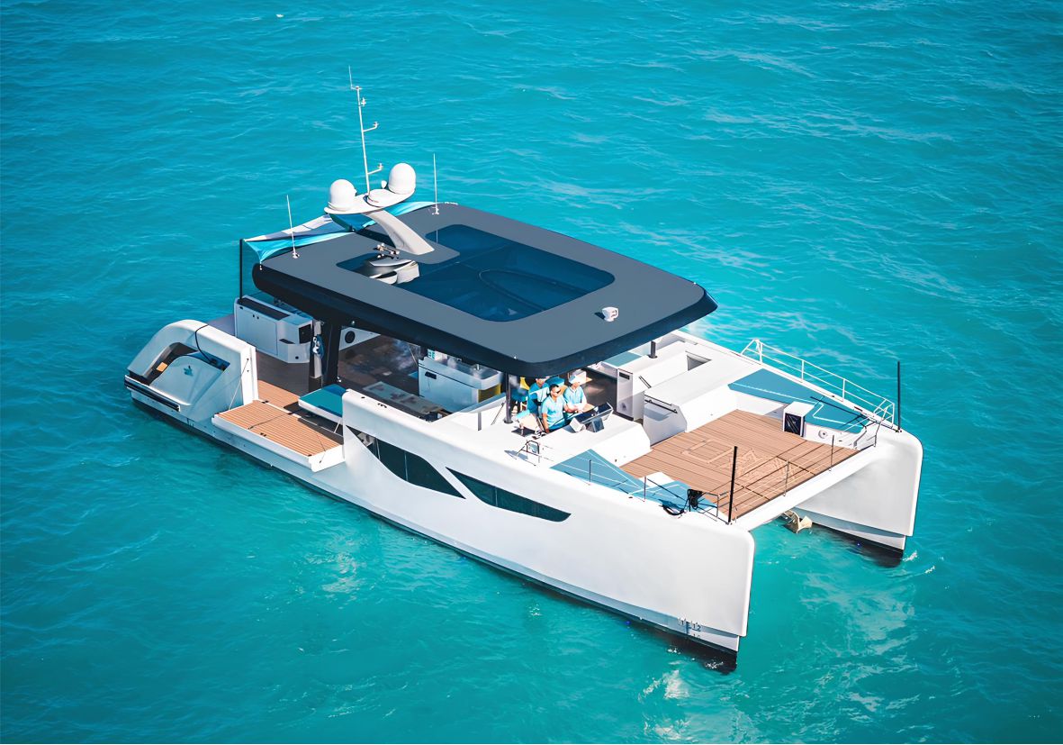 Ozon 55Ft(17m) Party Yacht Rental Dubai - Flame Yacht Rental in Dubai