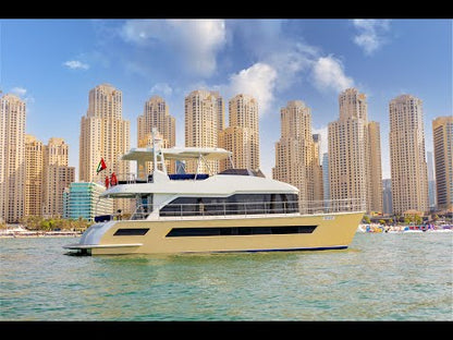 تأجير يخت إكسبلورا 60 قدم (18 متر) لليلة رأس السنة في دبي
