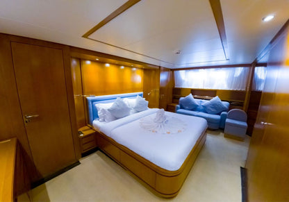 San Lorenzo 82ft(25m) New Year's Eve Yacht rental in Dubai  - Flame Yacht Rental in dubai