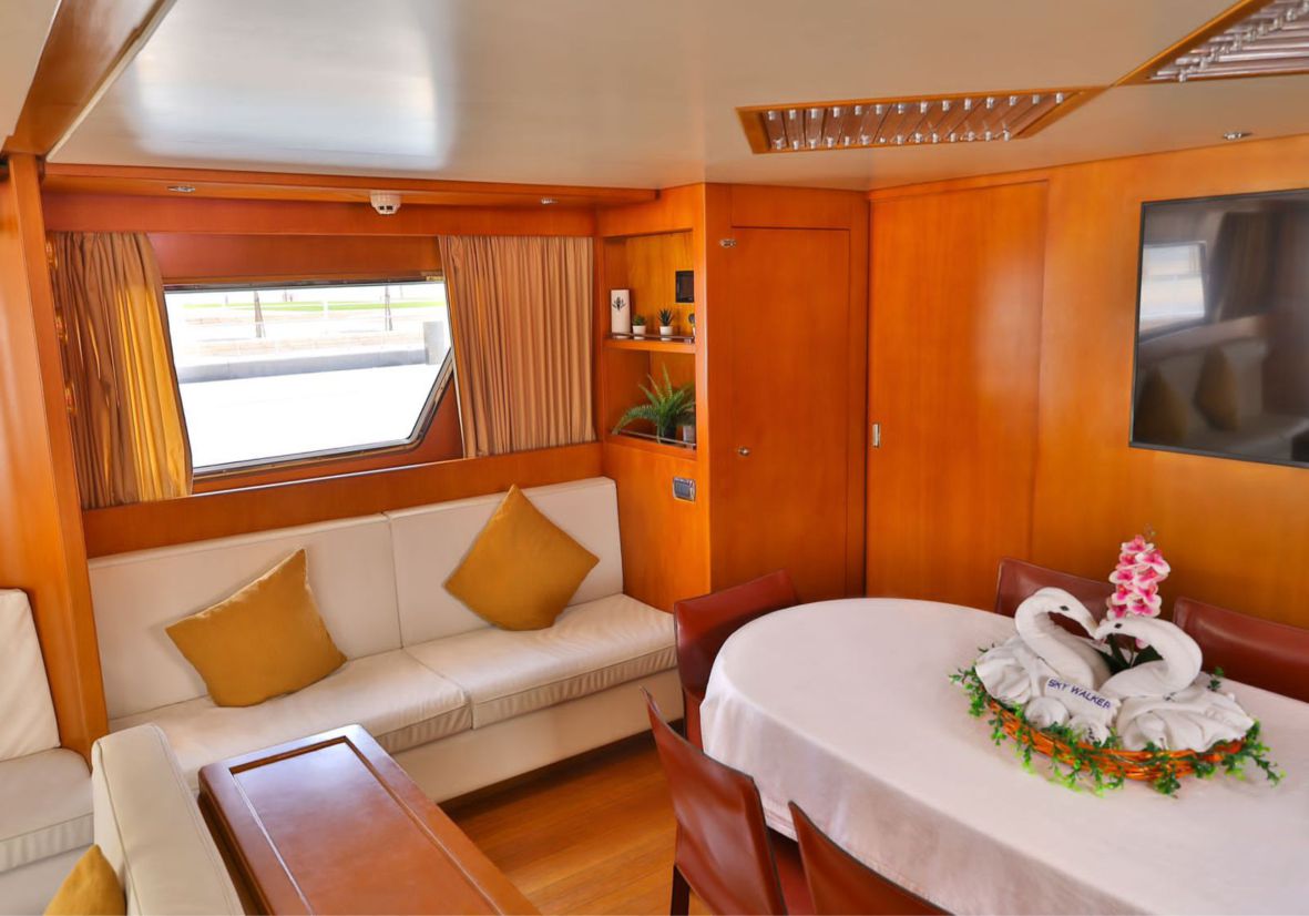 San Lorenzo 82ft(25m) New Year's Eve Yacht rental in Dubai  - Flame Yacht Rental in dubai