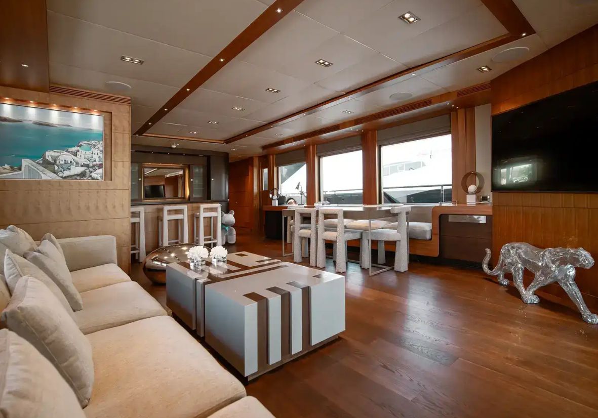 Santorini 115ft(35m) Luxury Yacht Rental Dubai - Flame Yacht Rental in Dubai