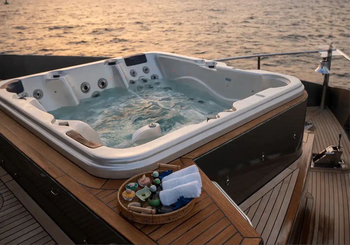 Santorini 115ft(35m) Luxury Yacht Rental Dubai - Flame Yacht Rental in Dubai