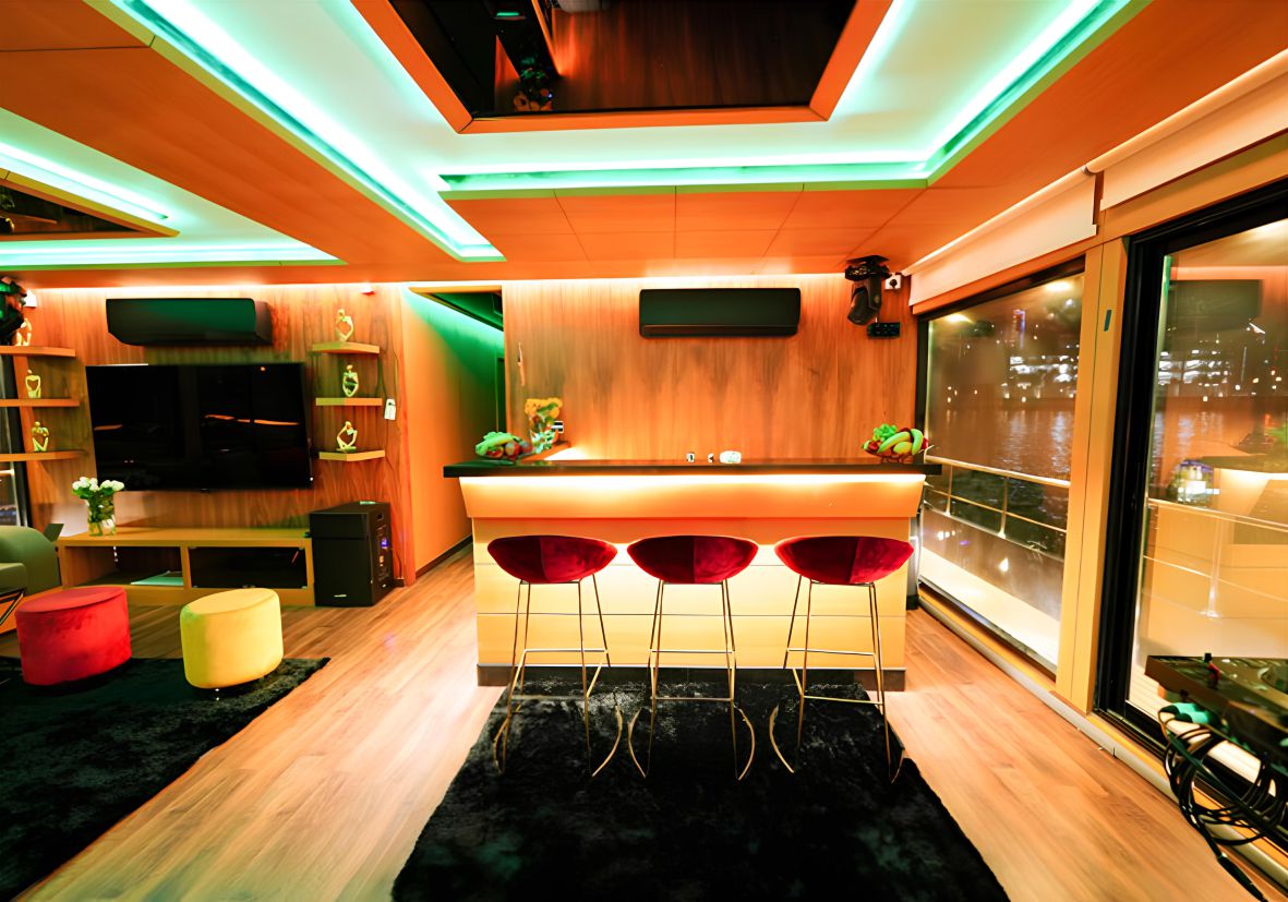 Stealth 90ft(28m) Party Yacht Rental Dubai - Flame Yacht Rental in Dubai