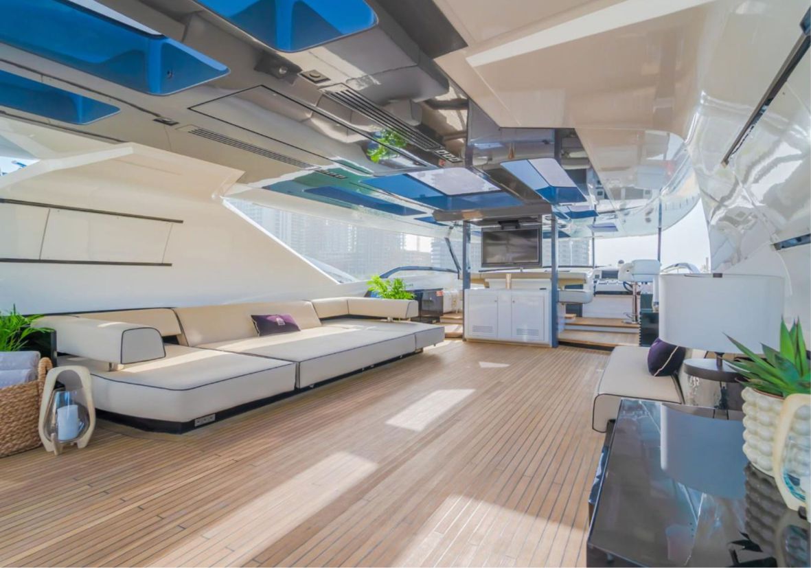Suffuriya 123ft(37m) Luxury Yacht Rental Dubai - Flame Yacht Rental in Dubai