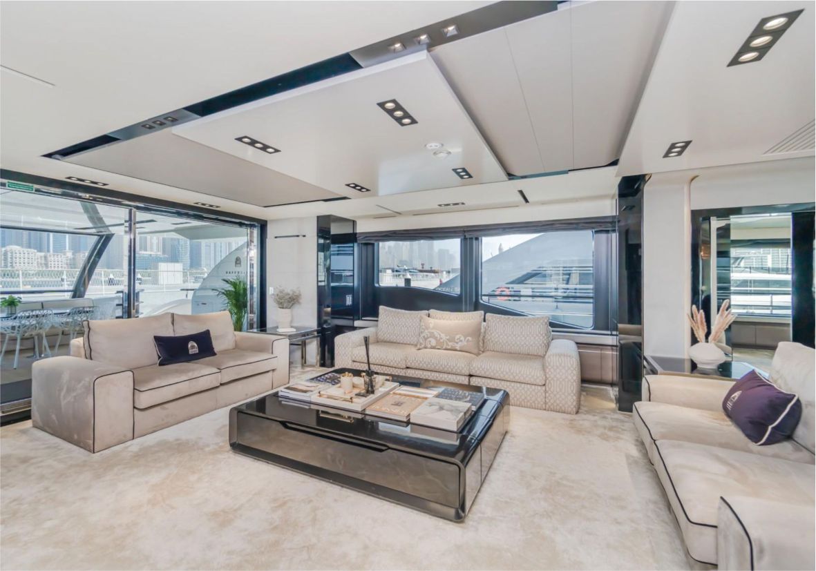 Suffuriya 123ft(37m) Luxury Yacht Rental Dubai - Flame Yacht Rental in Dubai