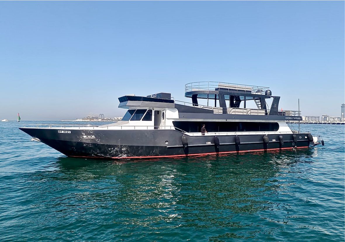 Sweet Caroline 125ft(38m) New Year's Eve Yacht rental in Dubai  - Flame Yacht Rental in Dubai